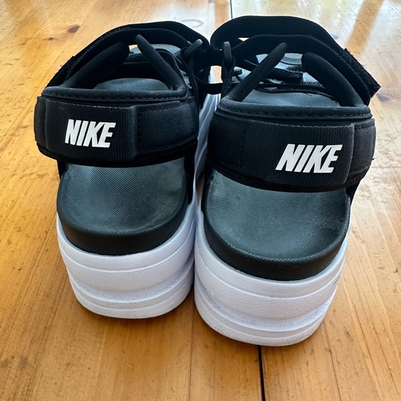 Nike Icon Platform Strap Sandals with Velcro Size 10 Women’s - Picture 3 of 5